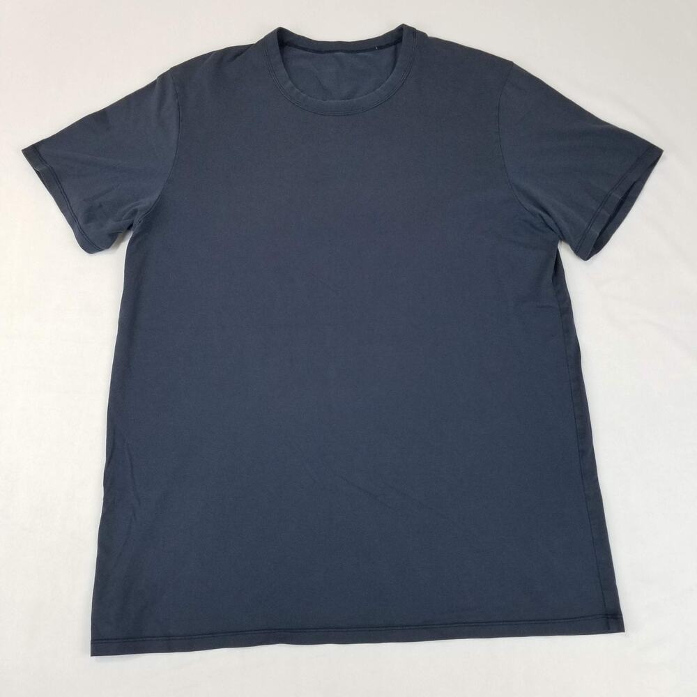 Lululemon T Shirt Men's Size Medium 5 Year Basic Blue Athletic Workout Running